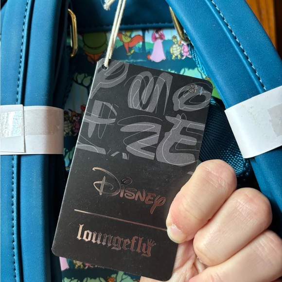 NWT Loungefly Robin Hood backpack - Picture 7 of 9